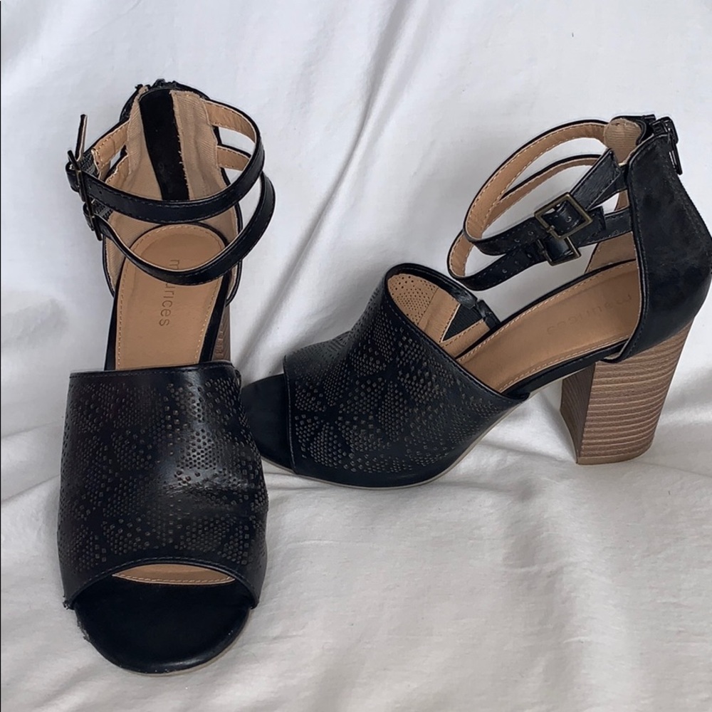 7.5 Maurices Casual Black Block Heels